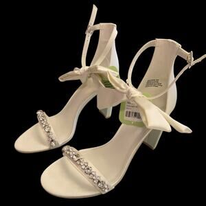 Ivory satin Melania Style Bridal Heels with bow Oleg Cassini
